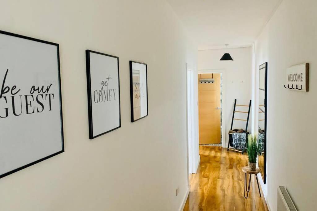 Luxury, Centrally Located 2 Bed Modern Apartment Грейт-Ярмут Екстер'єр фото